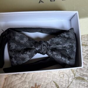 Calvin Klein Collection Charcoal Black Floral Jacquard Bow Tie